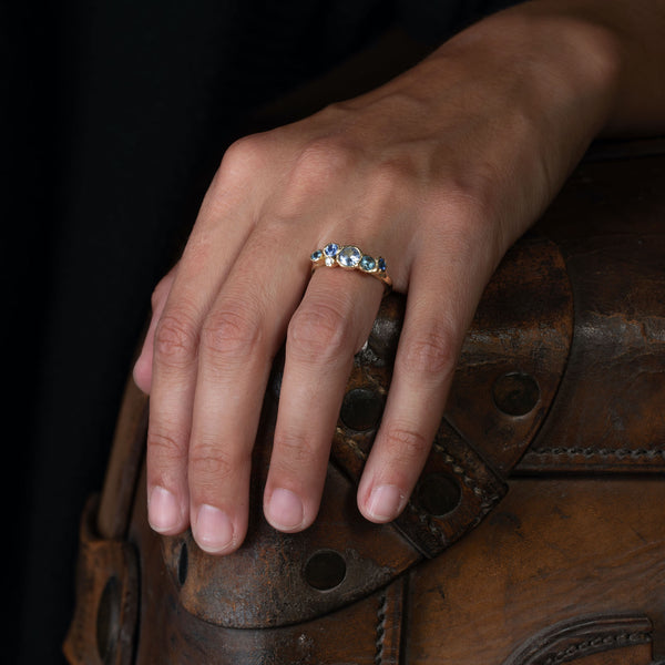 Ocean Blue Sapphire Nori Ring
