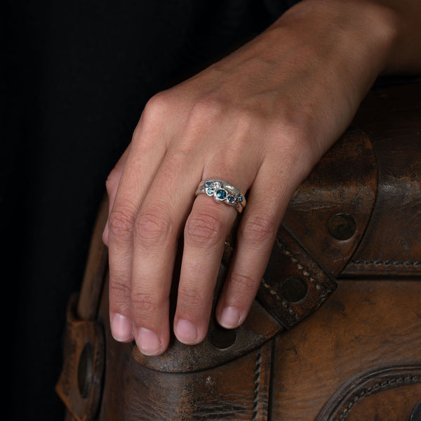 Gucci garden feline head hotsell ring