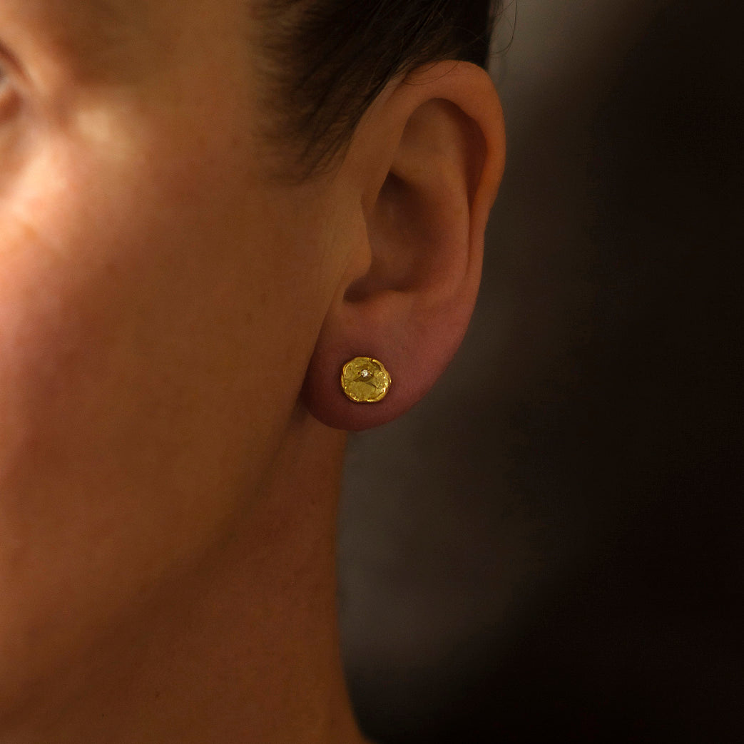 18ct yellow gold stud earrings with white diamonds, handcrafted by Emily Nixon from her Cornish studio. 