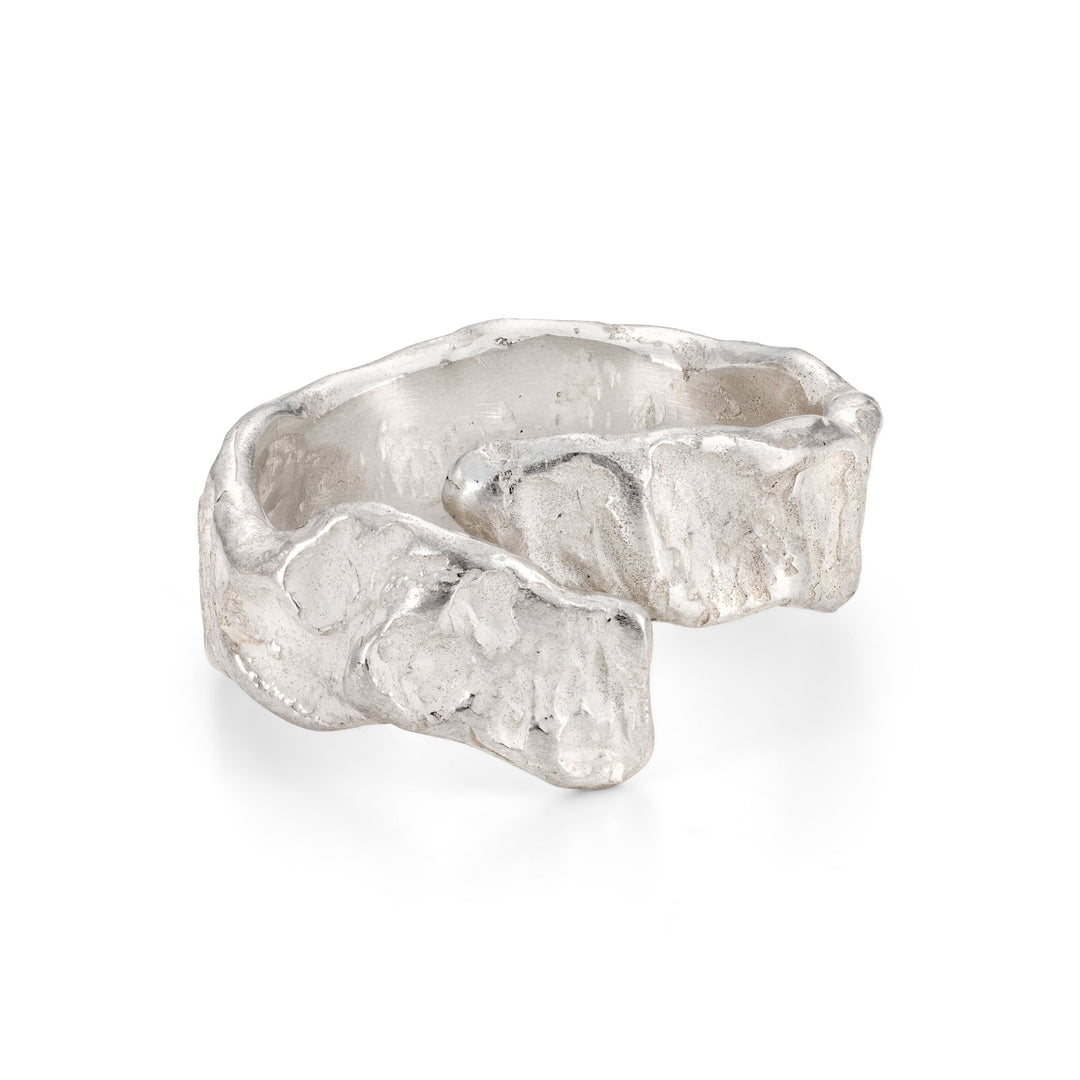 Cockle Wrap Silver Ring